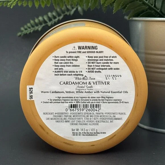 BBW Cardamon & Vetiver White Barn Bath & Body Works 3 Wick Candle - Picture 9 of 10